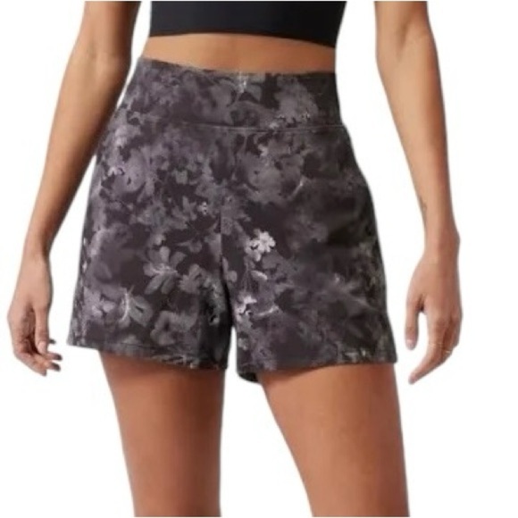 Athleta Brooklyn Midrise Short Sz 4 Printed Black Zip Pockets Running Athleisure - Picture 1 of 7